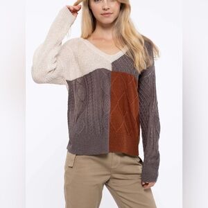 E&M Colorblock V-Neck Cable Knit Sweater